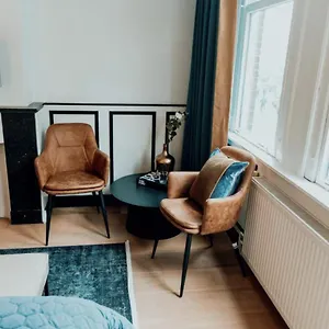 Haarlemmerstraat Bed & Breakfast