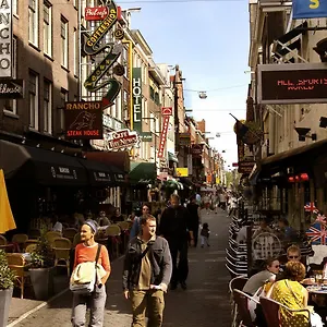 Leidseplein Хостел
