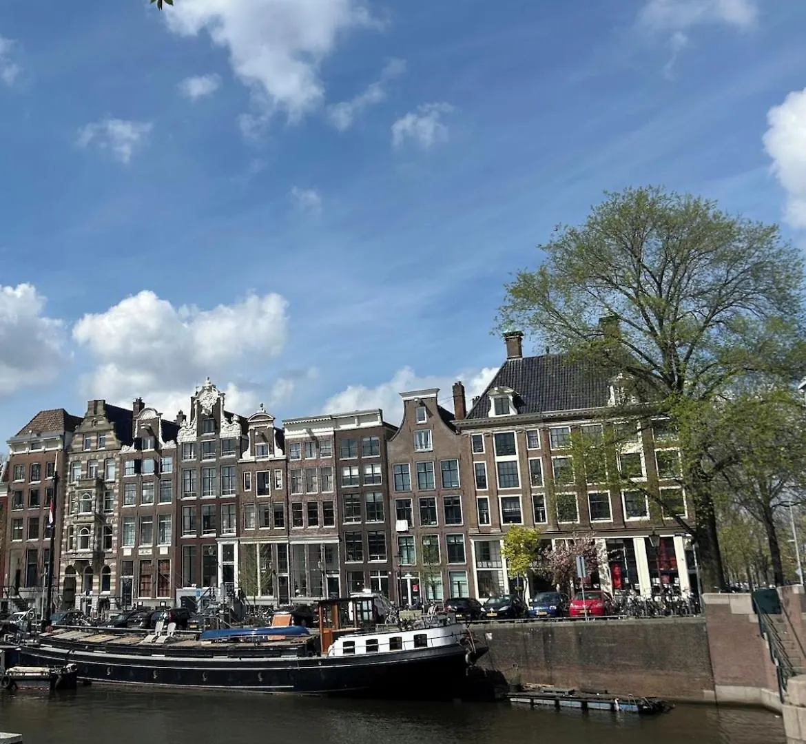 Houseboat Reussi Bed & Breakfast Amsterdam